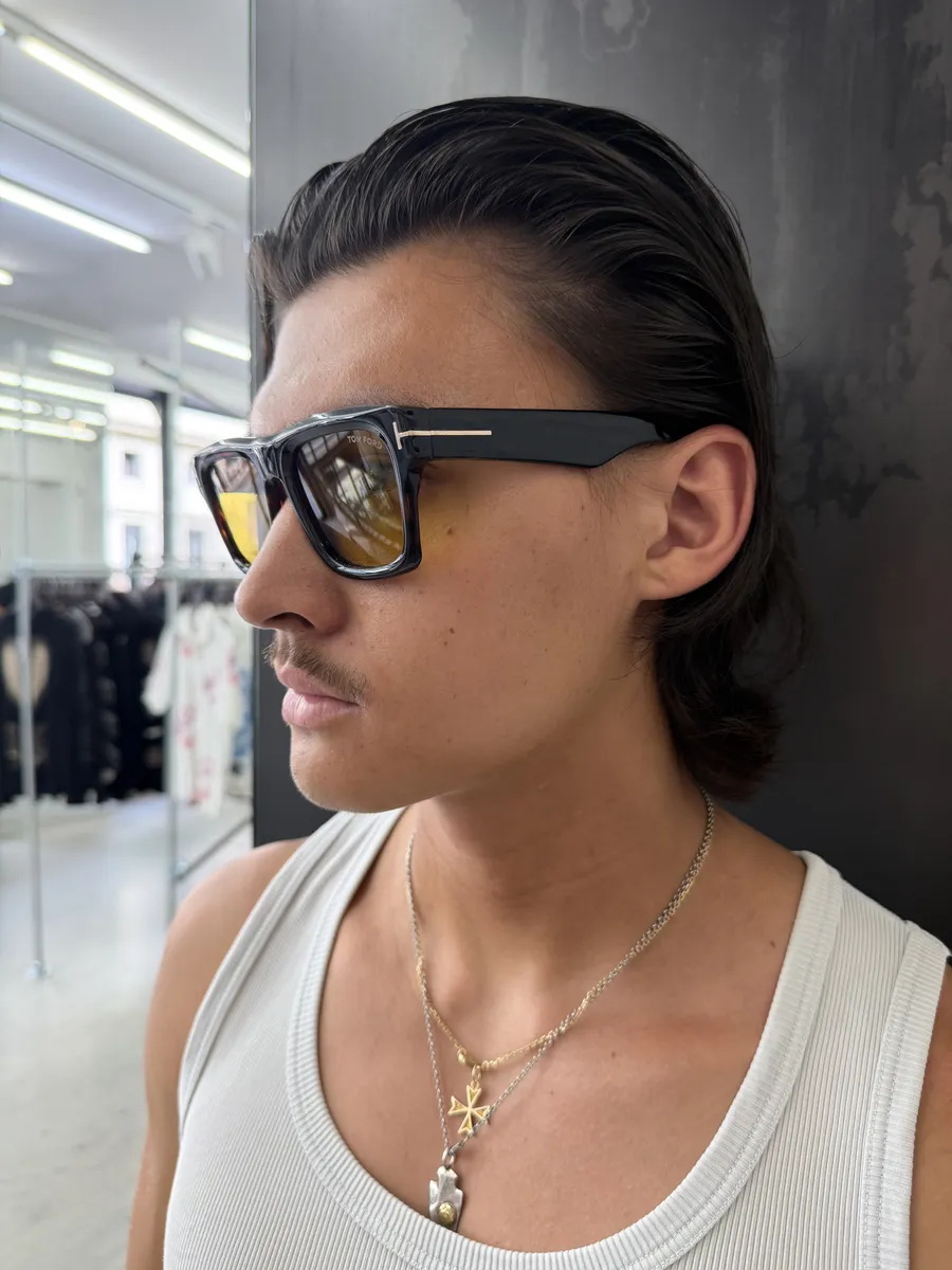 Tom Ford Zeiss Icon Collection Black Pilot Sunglasses - Image 4
