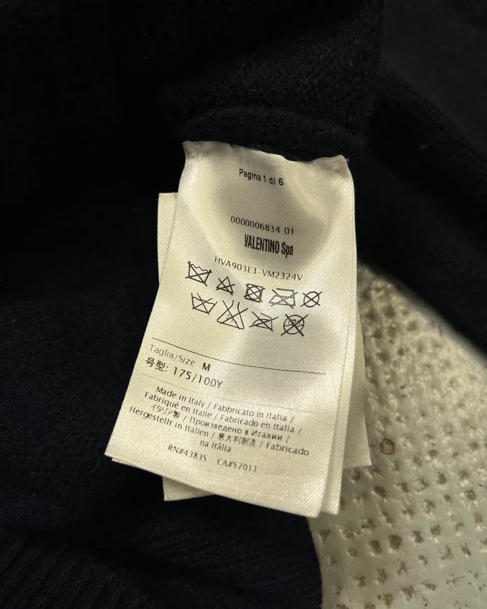 Valentino Navy Cashmere  & Black Fur Sweater - Image 10