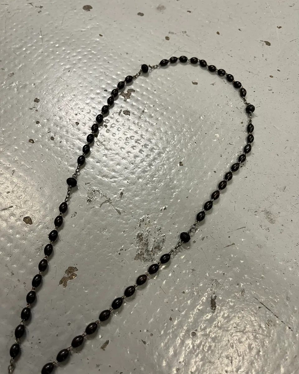 Vintage Black Beaded Metal Rosary Necklace - Image 4