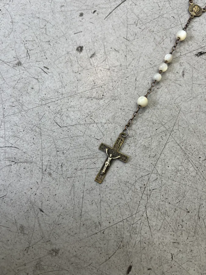 Vintage Rosary Cross Pendant White Necklace - Image 3
