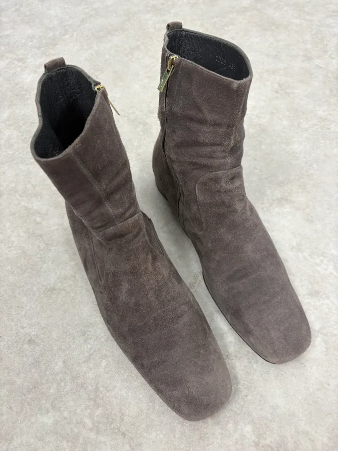 Yves Saint Laurent Grey Suede Ankle Boots - Image 6