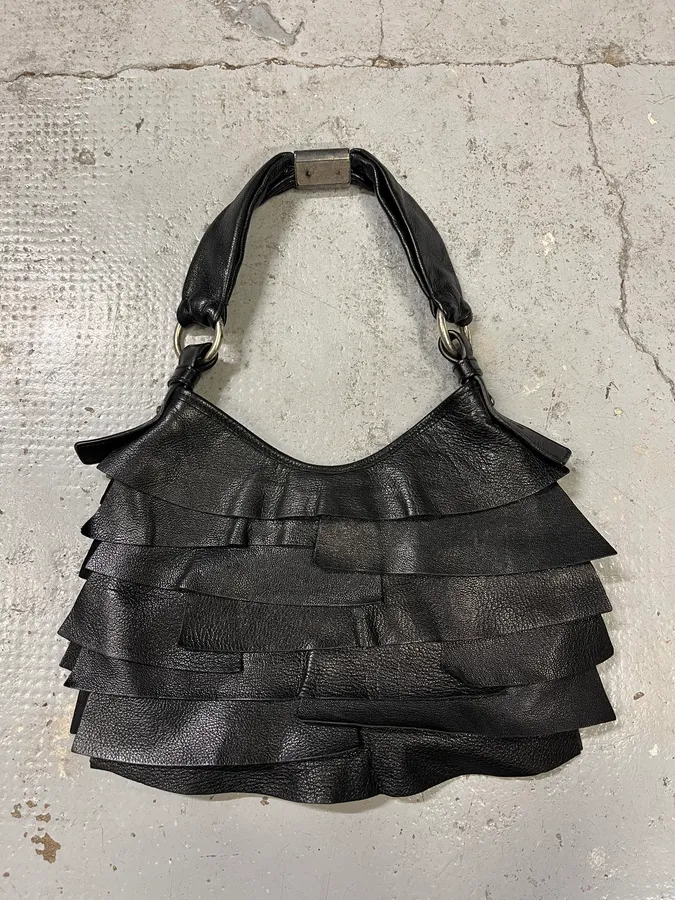 Yves Saint Laurent Saint Tropez Black Leather Handle Bag - Image 7